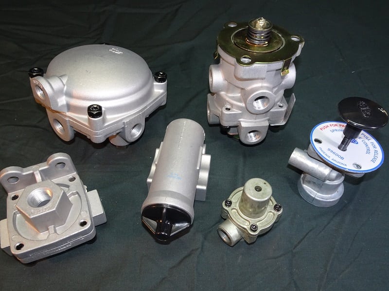 Engine and drivetrain